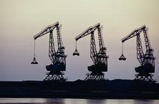 起重機(jī)集團(tuán)公司精益六西格瑪啟動(dòng)大會(huì)